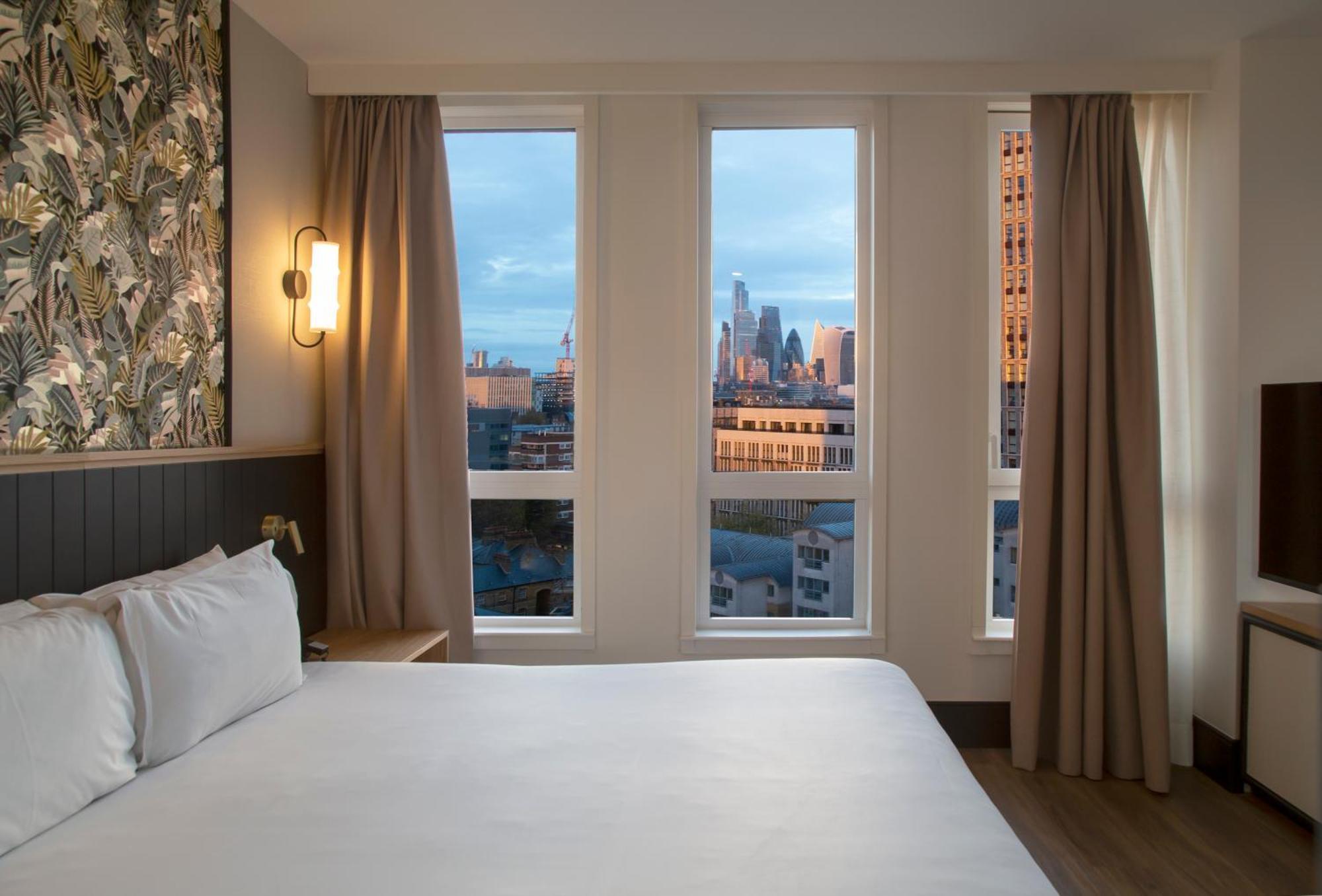 H10 London Waterloo Hotel Bagian luar foto