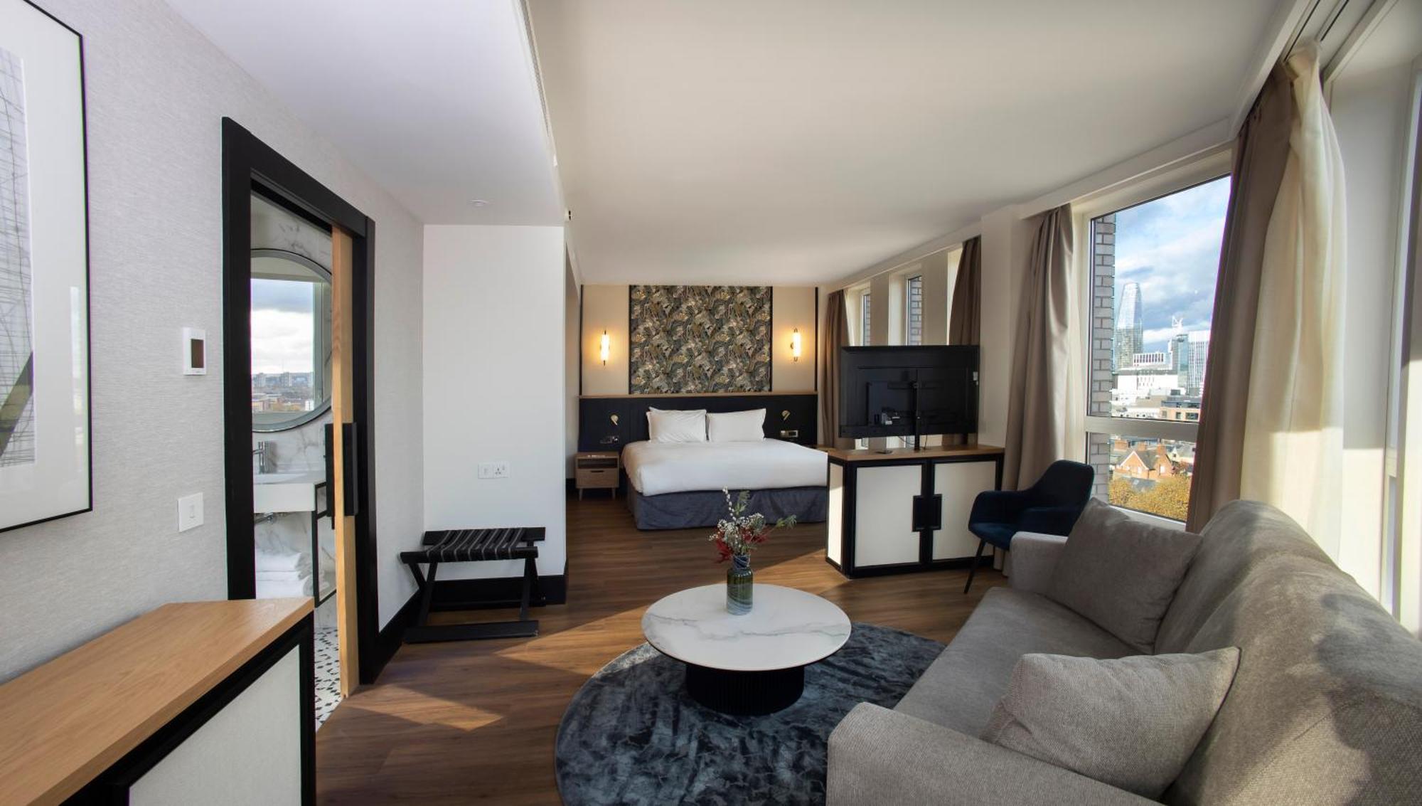 H10 London Waterloo Hotel Bagian luar foto