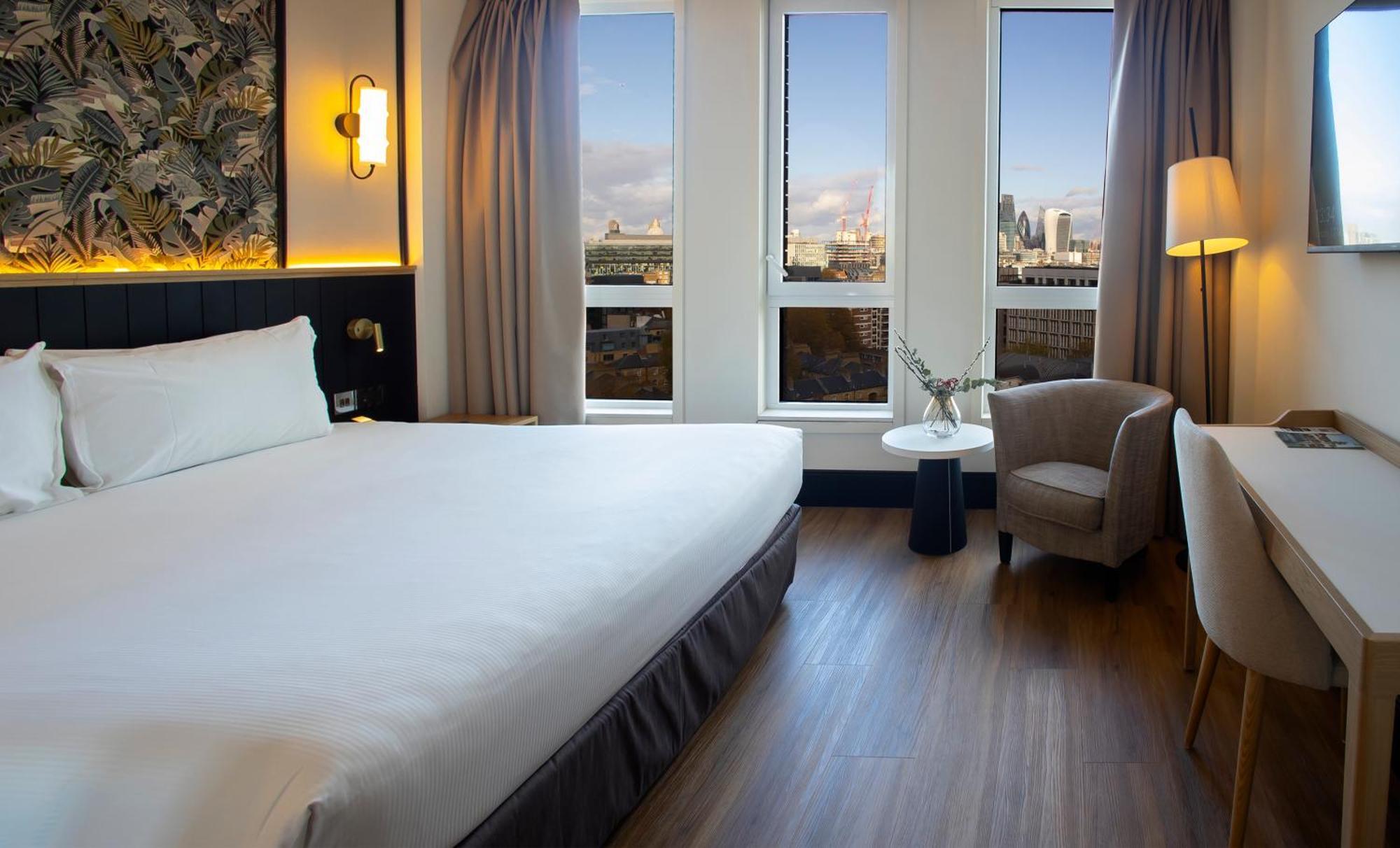 H10 London Waterloo Hotel Bagian luar foto