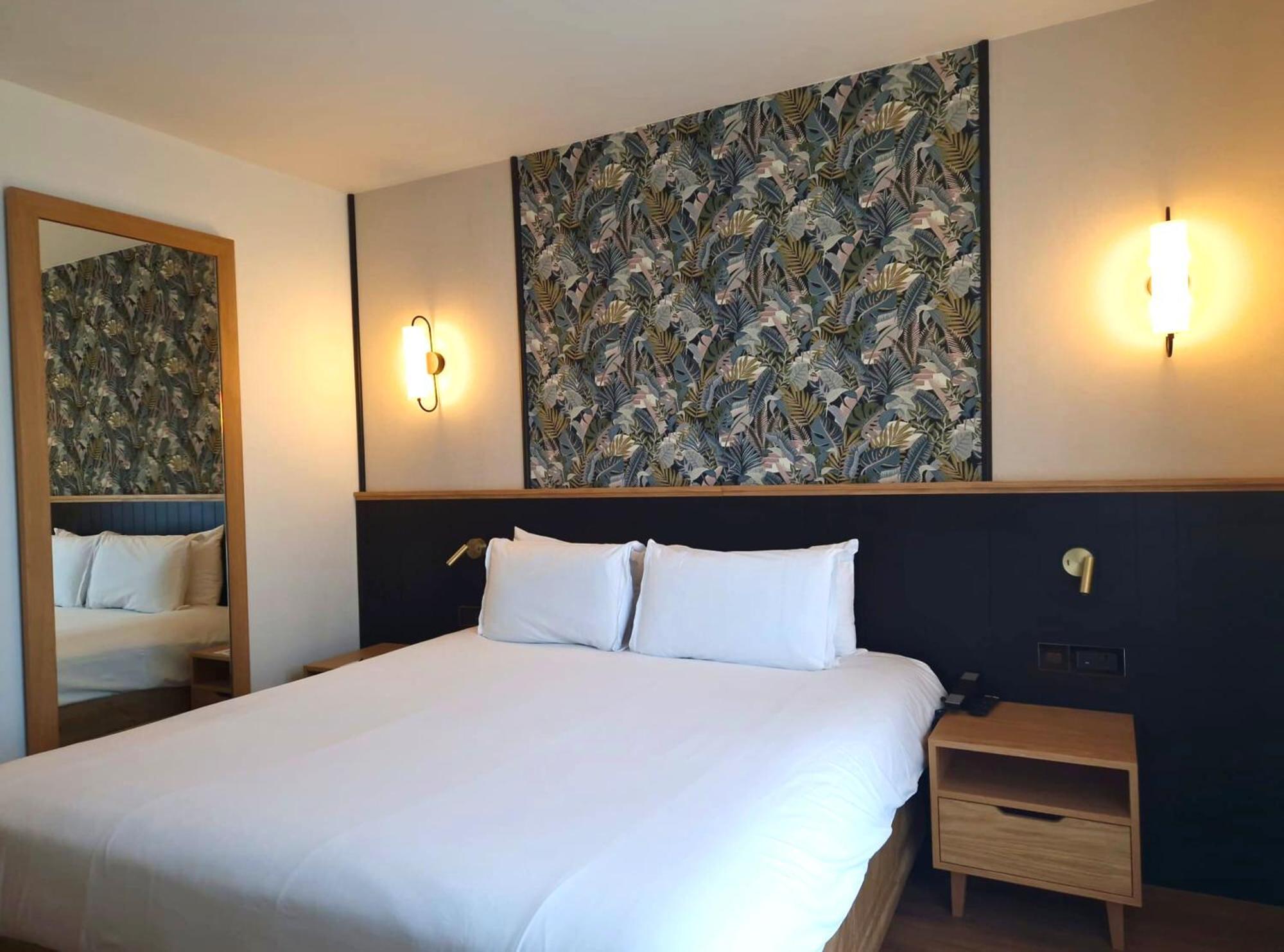 H10 London Waterloo Hotel Bagian luar foto